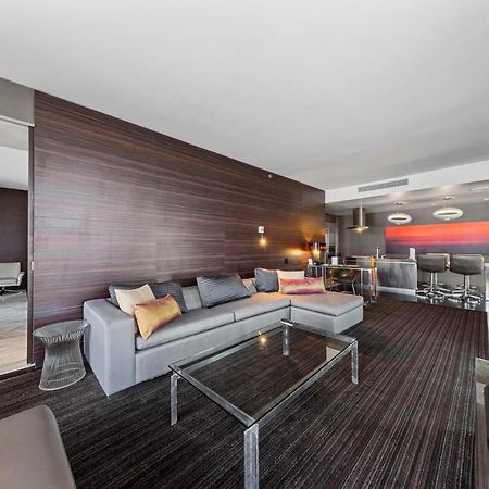 Huge Modern Luxury 17 Floor Panoramic Corner Suite With Open Balcony Лас-Вегас Экстерьер фото