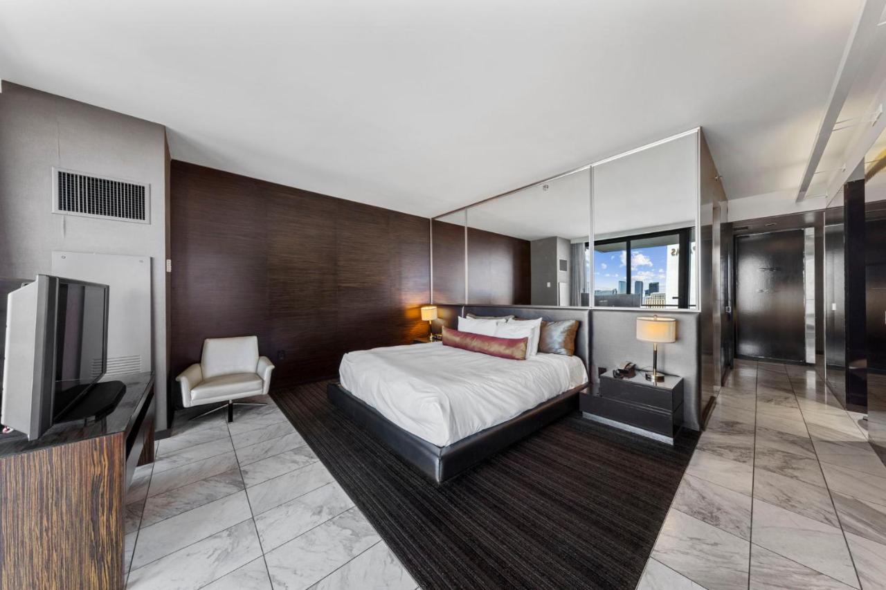 Huge Modern Luxury 17 Floor Panoramic Corner Suite With Open Balcony Лас-Вегас Экстерьер фото